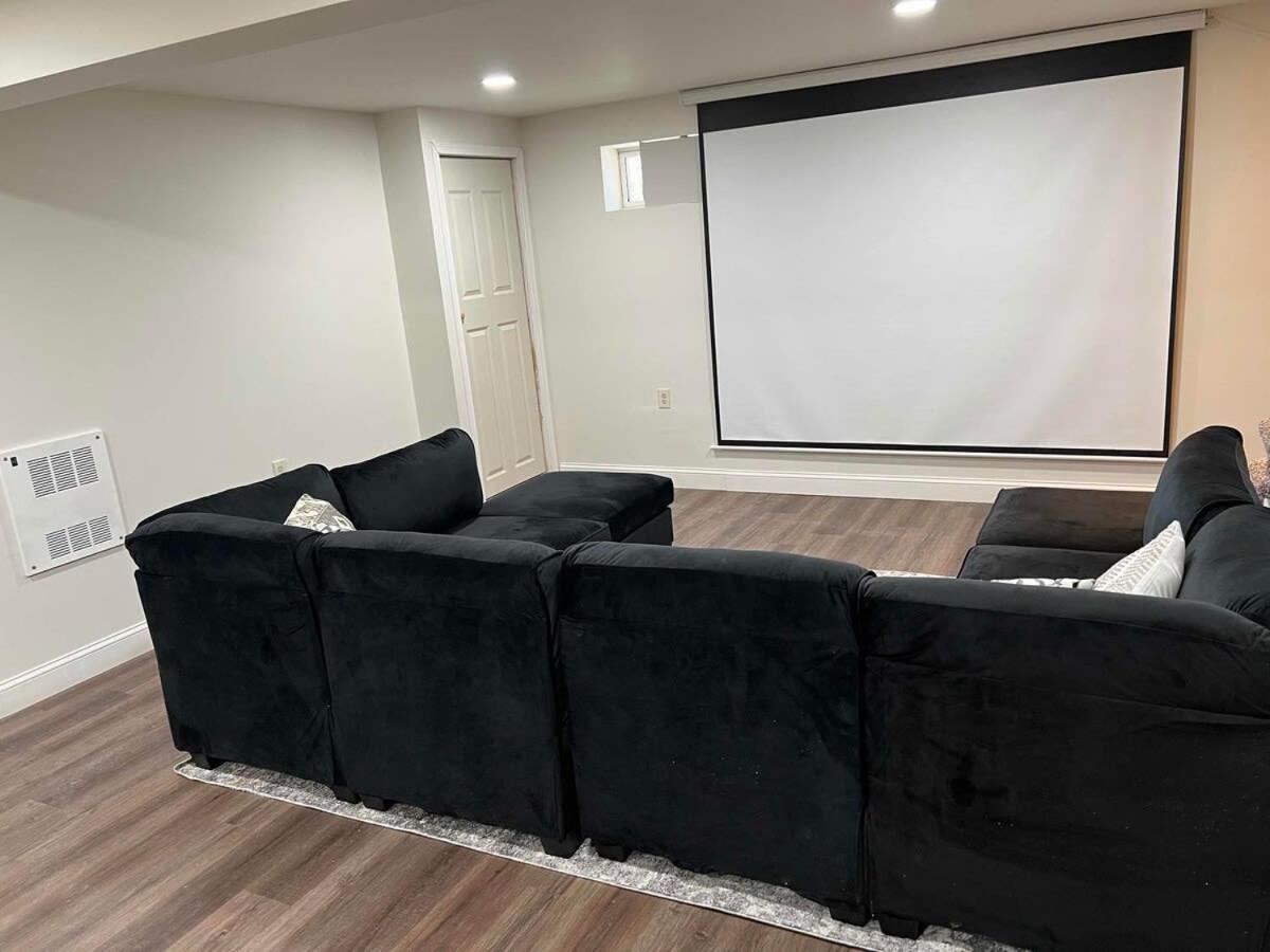 Luxe 4 Bedroom Oasis With Hot Tub Holiday home Jim Thorpe