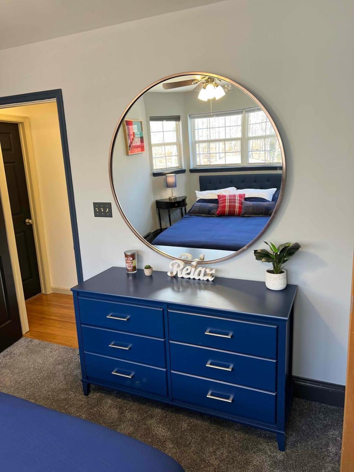 Luxe 4 Bedroom Oasis With Hot Tub Holiday home