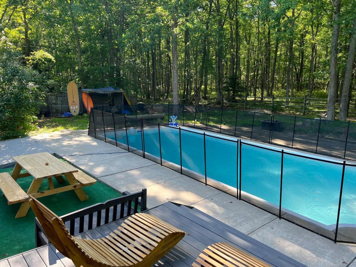 Luxe 4 Bedroom Oasis With Hot Tub Holiday home
