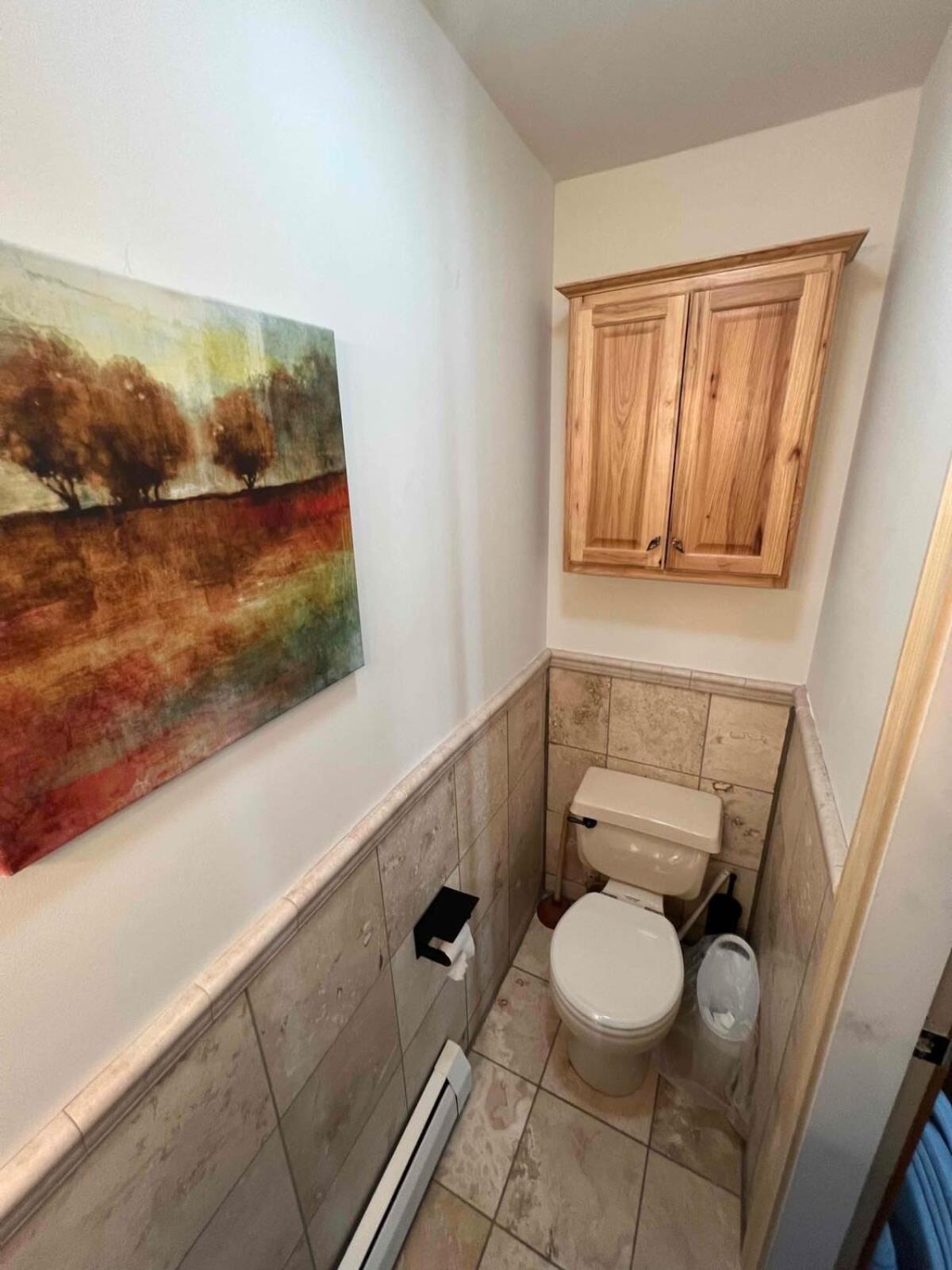 Luxe 4 Bedroom Oasis With Hot Tub Holiday home